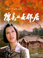 sp趴床脱裙子内裤打屁股
